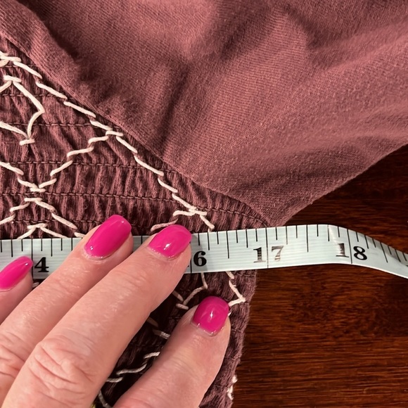 Roaman’s Womens Top M Eggplant/Cream Pullover Smocking Embroidery Square Neck - Picture 10 of 12